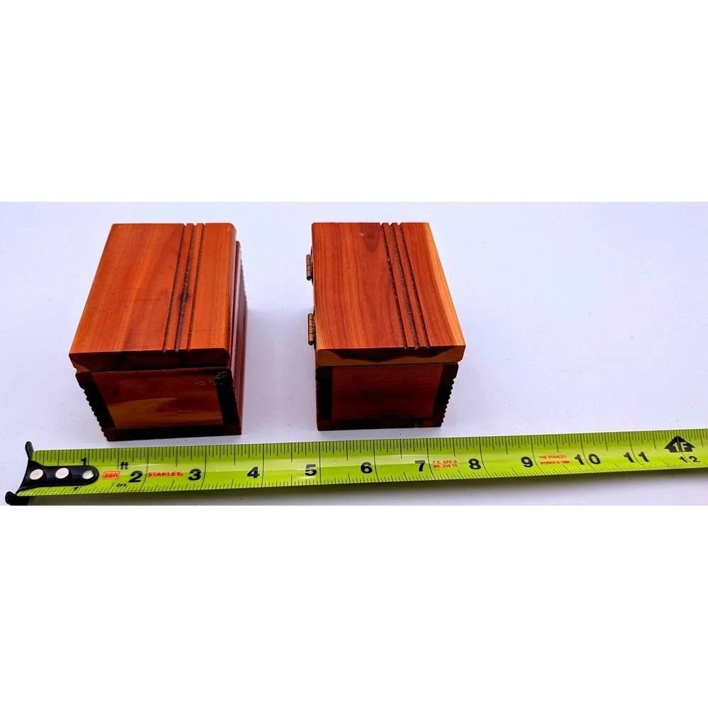 Vintage Cedar Wood Trinket Boxes Pair Ribbed Aromatic Keepsake Jewelry Chests